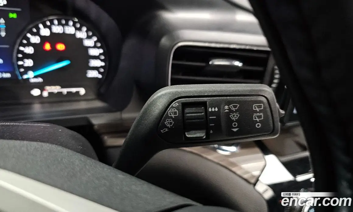 Ford Explorer 2023 2.3 автомат (гидро), фото 30 Ford Explorer 2023 2.3 автомат (гидро), фото 30