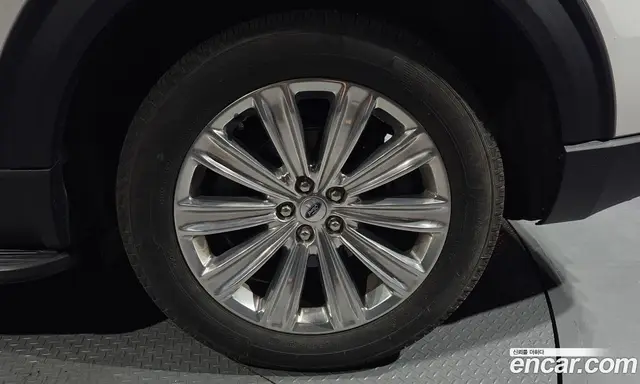 Ford Explorer 2023 2.3 автомат (гидро), миниатюра 7 Ford Explorer 2023 2.3 автомат (гидро), миниатюра 7