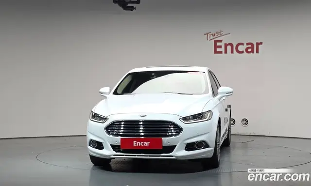 Ford Mondeo 2016 2.0 автомат (гидро), миниатюра 2 Ford Mondeo 2016 2.0 автомат (гидро), миниатюра 2