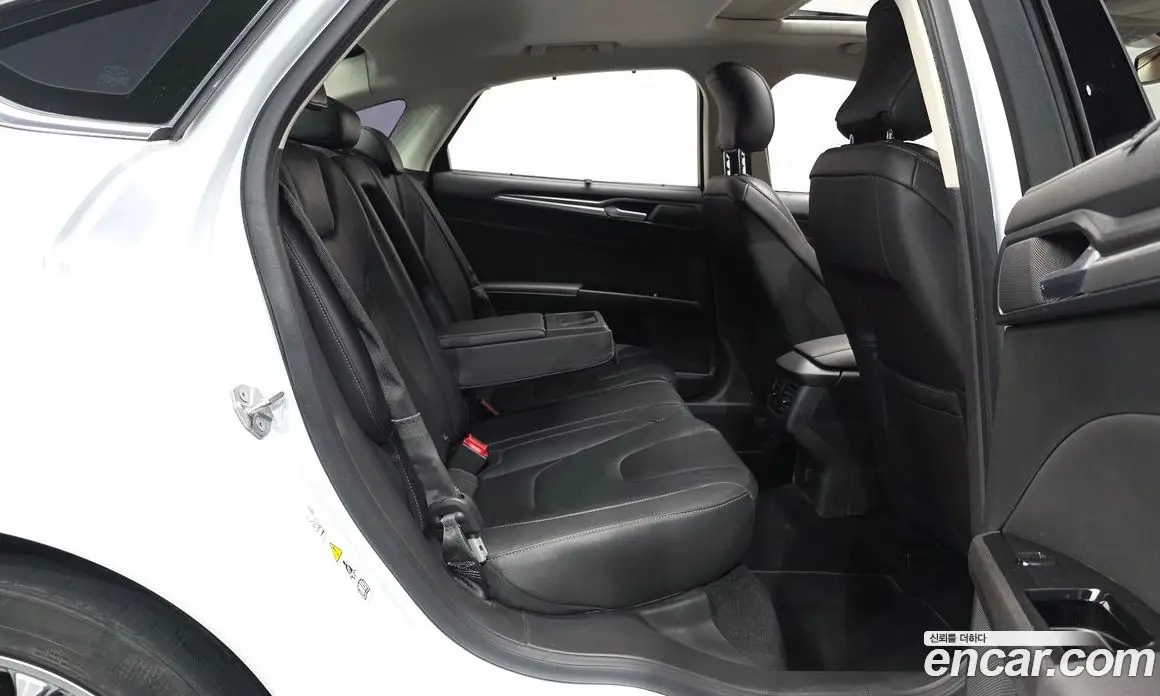 Ford Mondeo 2016 2.0 автомат (гидро), фото 16 Ford Mondeo 2016 2.0 автомат (гидро), фото 16
