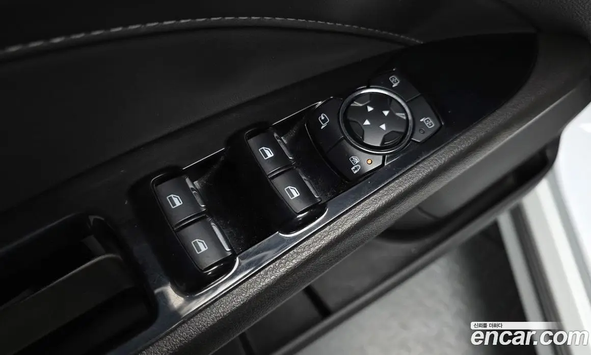 Ford Mondeo 2016 2.0 автомат (гидро), фото 32 Ford Mondeo 2016 2.0 автомат (гидро), фото 32
