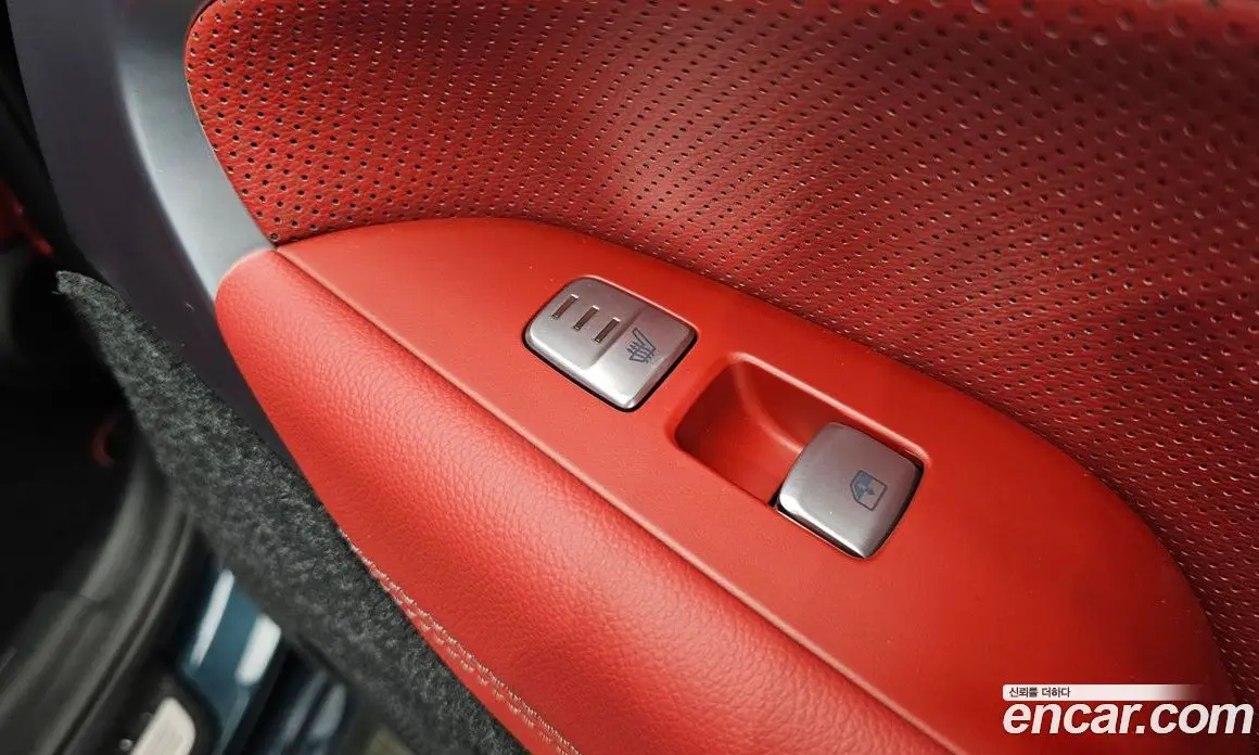 Genesis G70 2022 2.0 автомат (гидро), фото 19 Genesis G70 2022 2.0 автомат (гидро), фото 19
