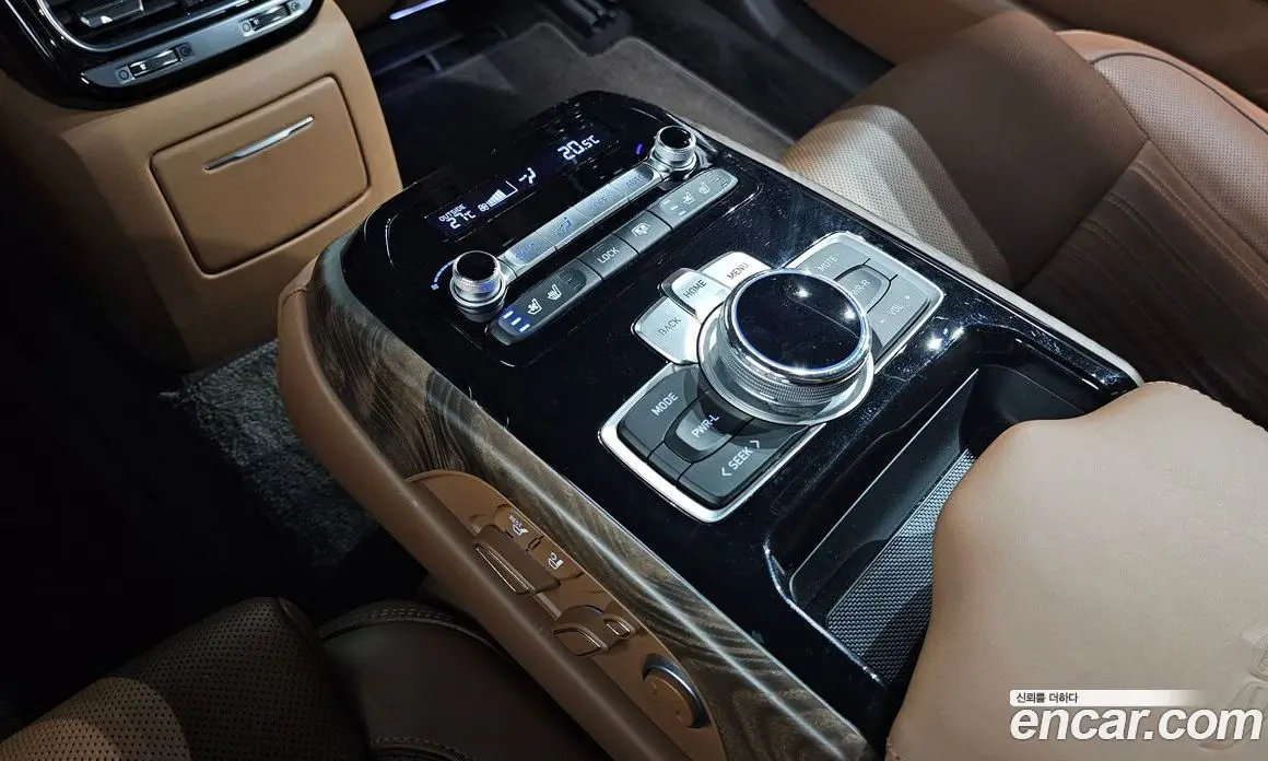 Genesis G90 2020 3.3 автомат (гидро), фото 25