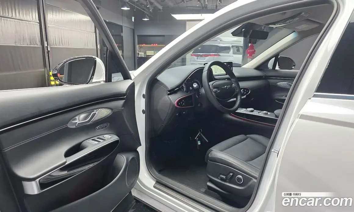Genesis GV70 2021 2.2 автомат (гидро), фото 13 Genesis GV70 2021 2.2 автомат (гидро), фото 13