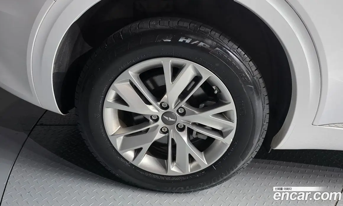 Genesis GV70 2021 2.2 автомат (гидро), фото 5 Genesis GV70 2021 2.2 автомат (гидро), фото 5
