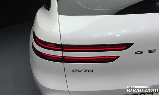 Genesis GV70 2021 2.2 автомат (гидро), миниатюра 9 Genesis GV70 2021 2.2 автомат (гидро), миниатюра 9