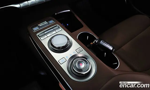 Genesis GV70 2022 2.5 автомат (гидро), миниатюра 9