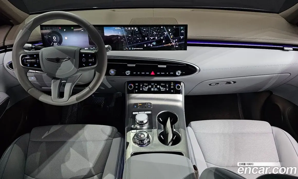 Genesis GV70 2024 2.5 автомат (гидро), фото 9 Genesis GV70 2024 2.5 автомат (гидро), фото 9