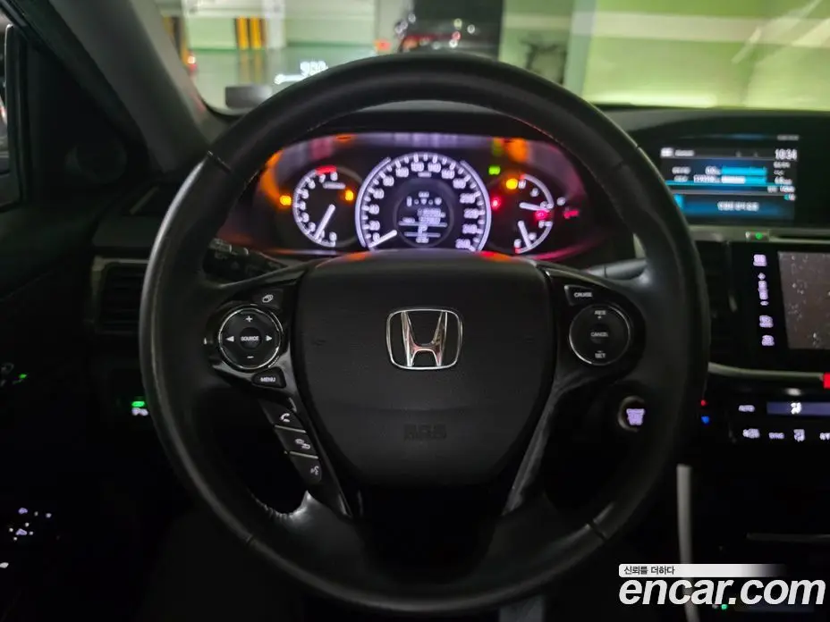 Honda Accord 2017 2.4 автомат (гидро), фото 7