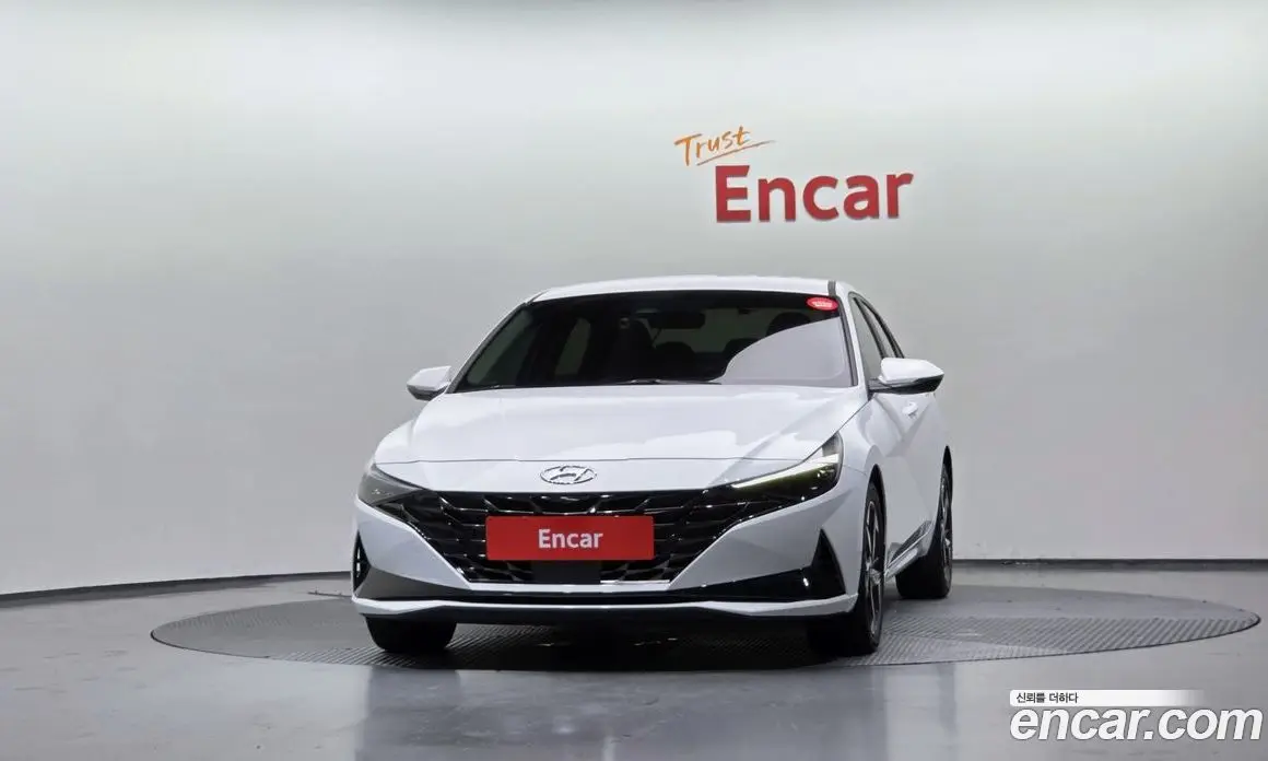 Hyundai Avante 2020 1.6 автомат (гидро), фото 3