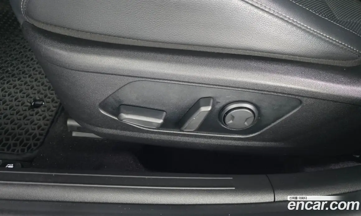 Hyundai Avante 2020 1.6 автомат (гидро), фото 31