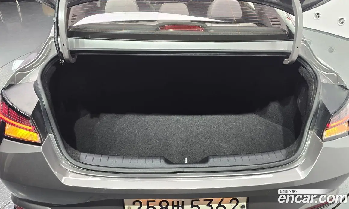 Hyundai Avante 2020 1.6 автомат (гидро), фото 30