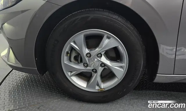 Hyundai Avante 2020 1.6 автомат (гидро), миниатюра 5