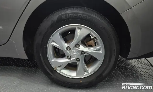 Hyundai Avante 2020 1.6 автомат (гидро), миниатюра 7