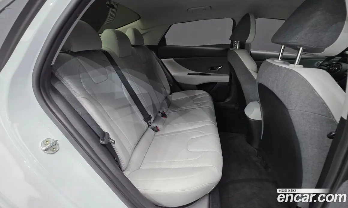 Hyundai Avante 2022 1.6 автомат (гидро), фото 20 Hyundai Avante 2022 1.6 автомат (гидро), фото 20
