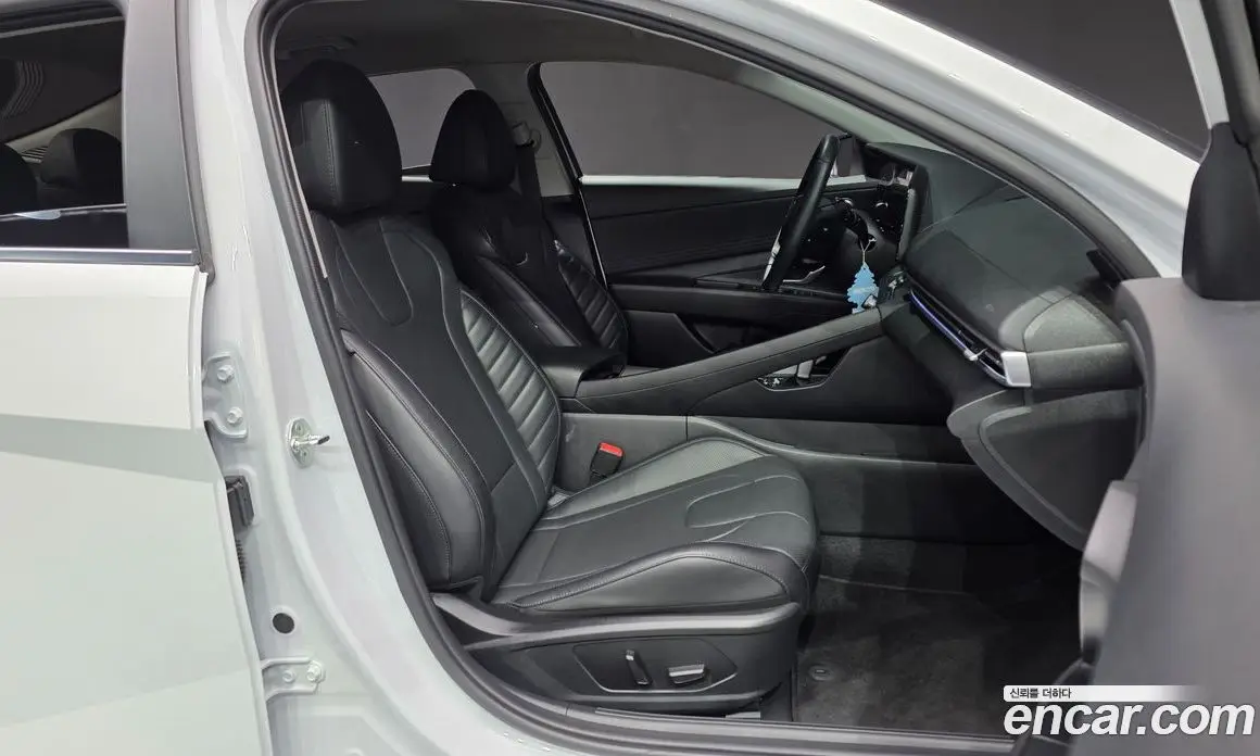 Hyundai Avante 2023 1.6 автомат (гидро), фото 16 Hyundai Avante 2023 1.6 автомат (гидро), фото 16