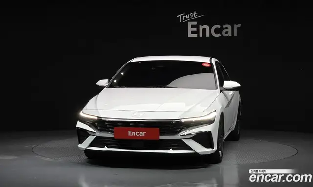 Hyundai Avante 2023 1.6 автомат (гидро), миниатюра 3 Hyundai Avante 2023 1.6 автомат (гидро), миниатюра 3