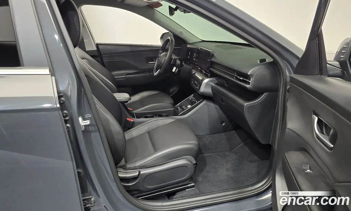 Hyundai Kona 2023 1.6 автомат (гидро), фото 15 Hyundai Kona 2023 1.6 автомат (гидро), фото 15