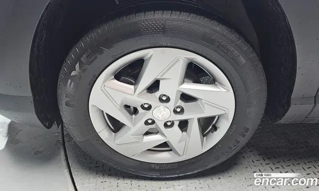 Hyundai Kona 2024 1.6 автомат (гидро), миниатюра 4