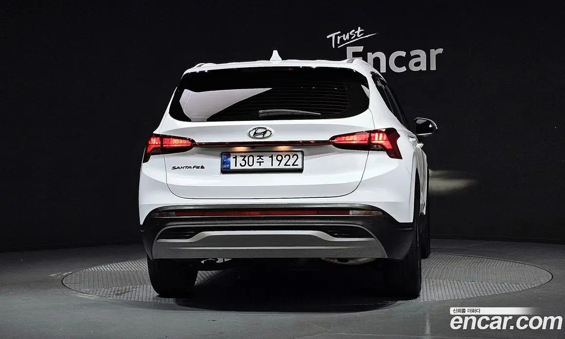 Hyundai Santa Fe 2022 2.2 автомат (гидро), фото 4