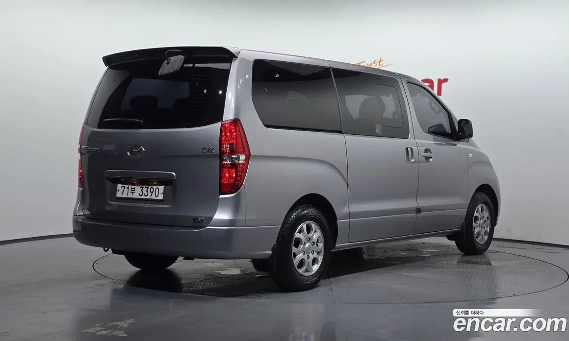 Hyundai Starex 2011 2.4 автомат (гидро), фото 2 Hyundai Starex 2011 2.4 автомат (гидро), фото 2