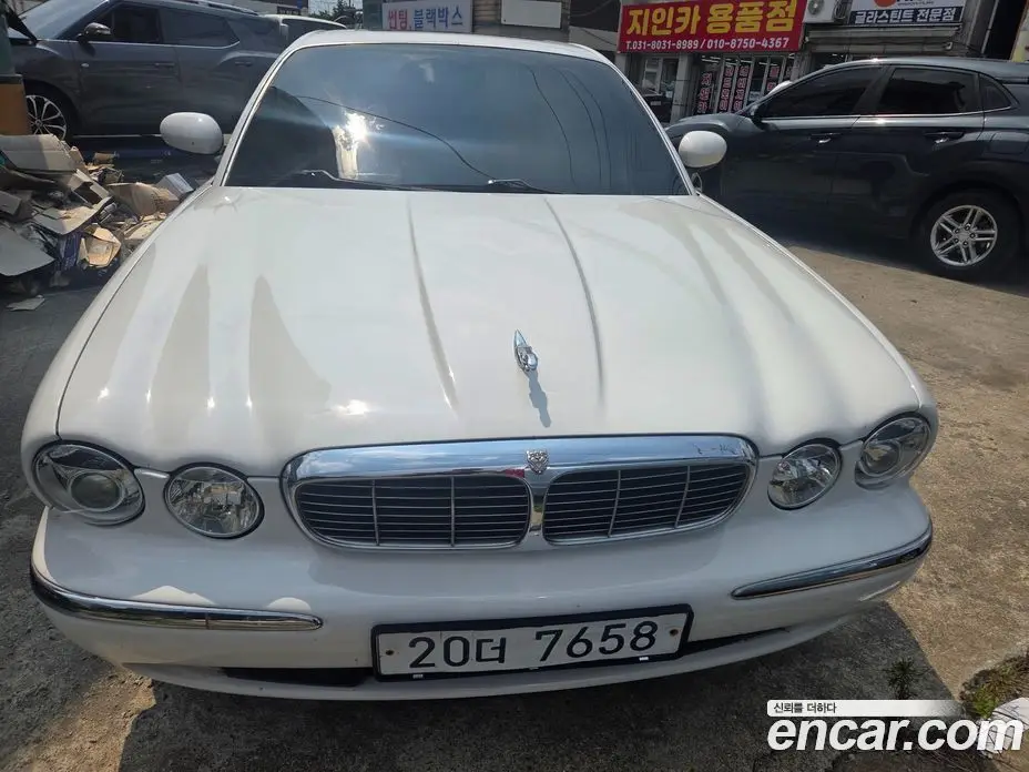 Jaguar XJ-8 2004 4.2 автомат (гидро), фото 1 Jaguar XJ-8 2004 4.2 автомат (гидро), фото 1