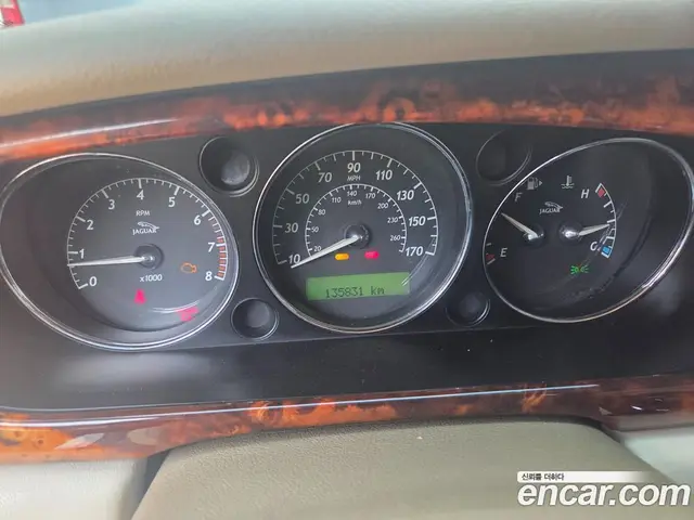 Jaguar XJ-8 2004 4.2 автомат (гидро), миниатюра 6 Jaguar XJ-8 2004 4.2 автомат (гидро), миниатюра 6