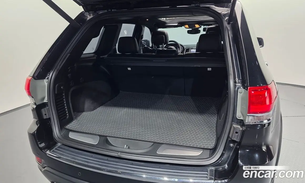 Jeep Cherokee 2018 3.0 автомат (гидро), фото 34 Jeep Cherokee 2018 3.0 автомат (гидро), фото 34