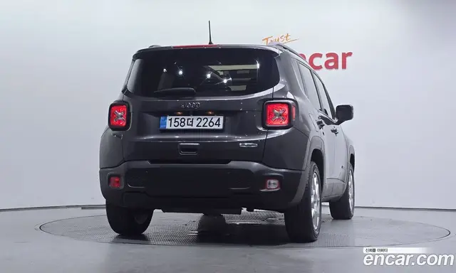 Jeep Renegade 2019 2.4 автомат (гидро), миниатюра 4 Jeep Renegade 2019 2.4 автомат (гидро), миниатюра 4