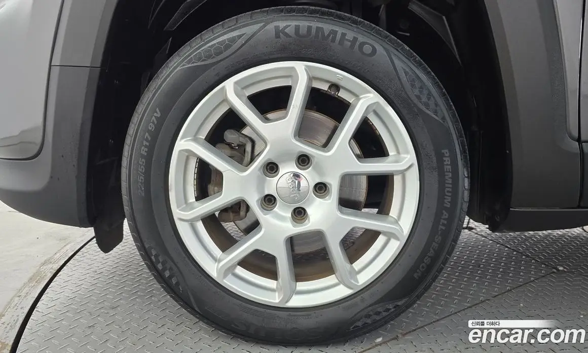 Jeep Renegade 2019 2.4 автомат (гидро), фото 5 Jeep Renegade 2019 2.4 автомат (гидро), фото 5