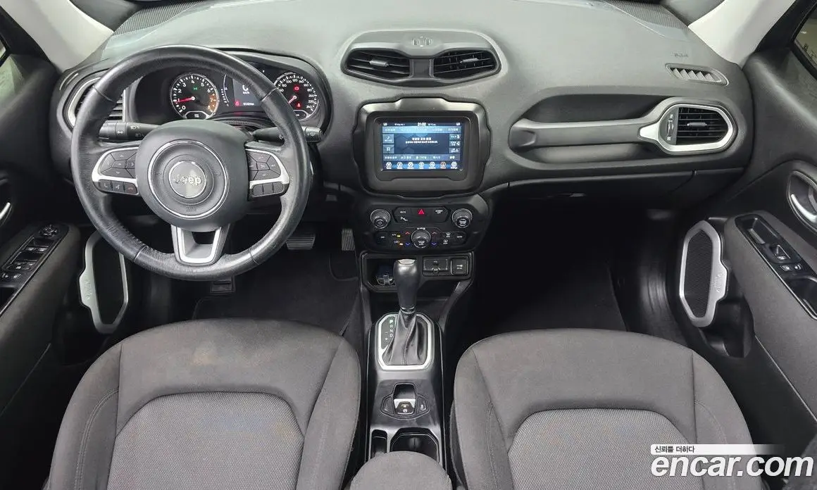 Jeep Renegade 2019 2.4 автомат (гидро), фото 7 Jeep Renegade 2019 2.4 автомат (гидро), фото 7