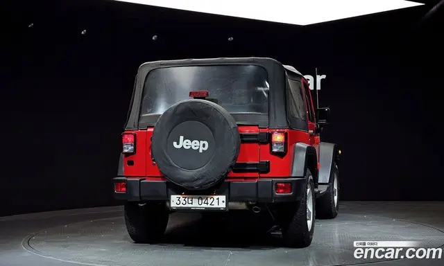 Jeep Wrangler 2016 3.6 автомат (гидро), миниатюра 4 Jeep Wrangler 2016 3.6 автомат (гидро), миниатюра 4