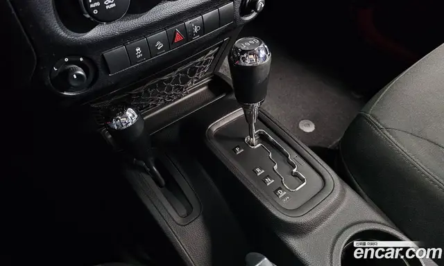 Jeep Wrangler 2016 3.6 автомат (гидро), миниатюра 9 Jeep Wrangler 2016 3.6 автомат (гидро), миниатюра 9