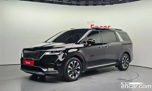 Kia Carnival 2021 3.5 автомат (гидро), миниатюра 1 Kia Carnival 2021 3.5 автомат (гидро), миниатюра 1
