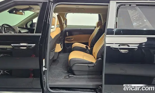 Kia Carnival 2021 3.5 автомат (гидро), миниатюра 11 Kia Carnival 2021 3.5 автомат (гидро), миниатюра 11