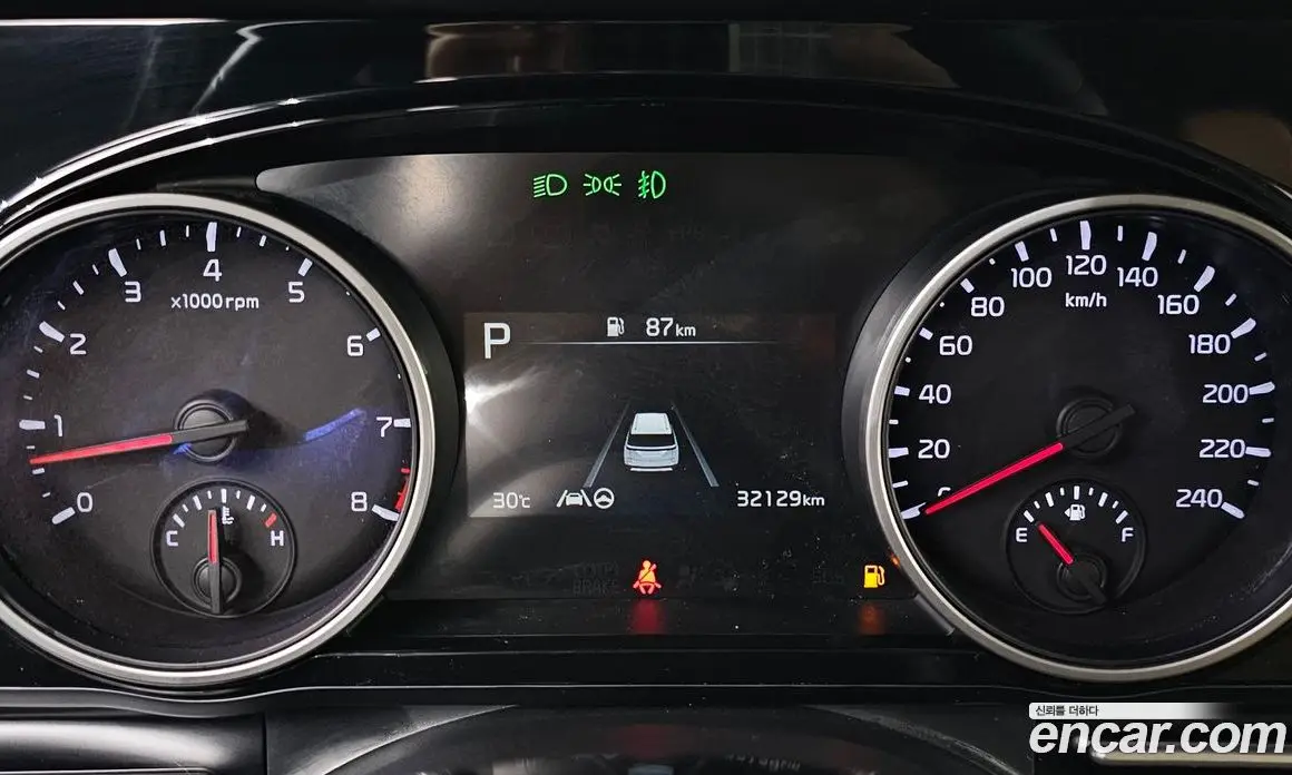 Kia Carnival 2021 3.5 автомат (гидро), фото 8 Kia Carnival 2021 3.5 автомат (гидро), фото 8