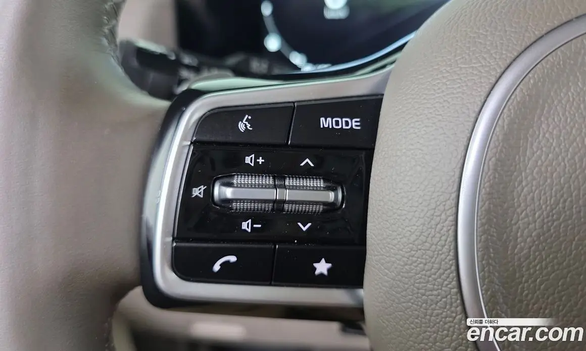 Kia Carnival 2022 3.5 автомат (гидро), фото 20 Kia Carnival 2022 3.5 автомат (гидро), фото 20