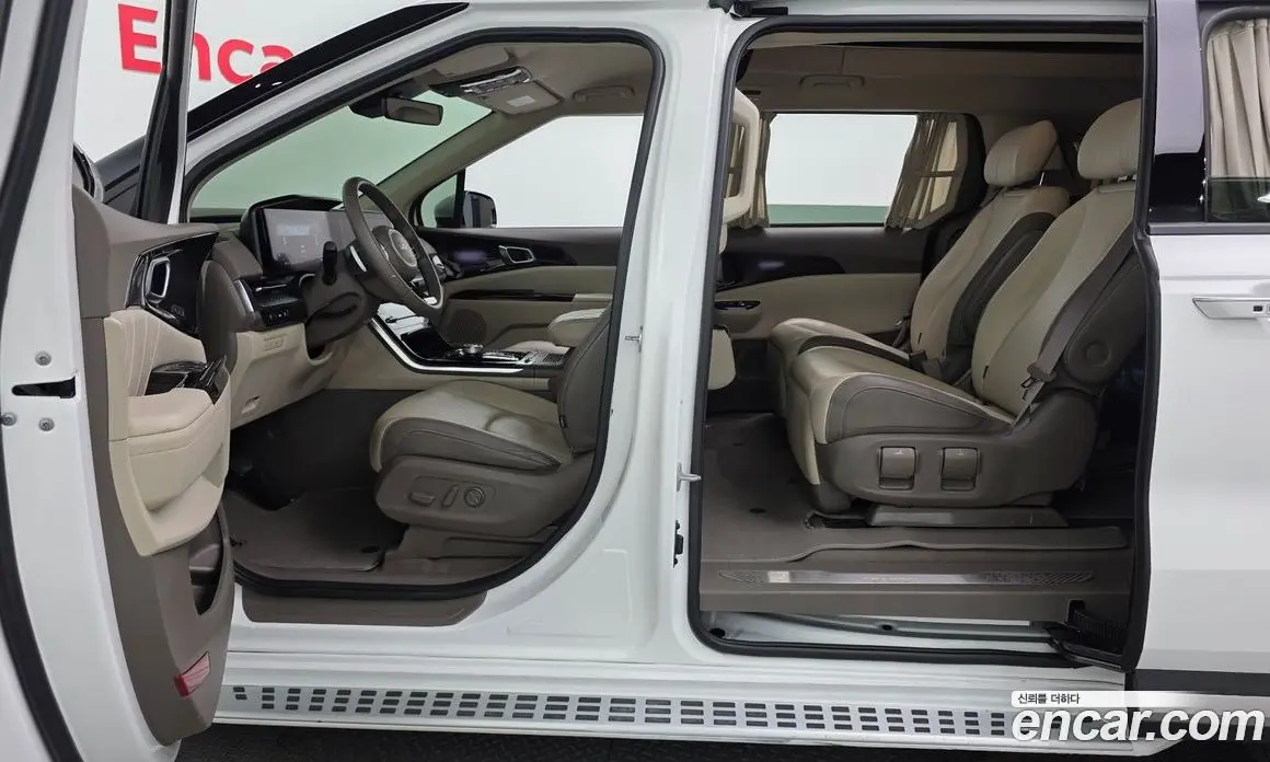 Kia Carnival 2022 3.5 автомат (гидро), фото 28 Kia Carnival 2022 3.5 автомат (гидро), фото 28