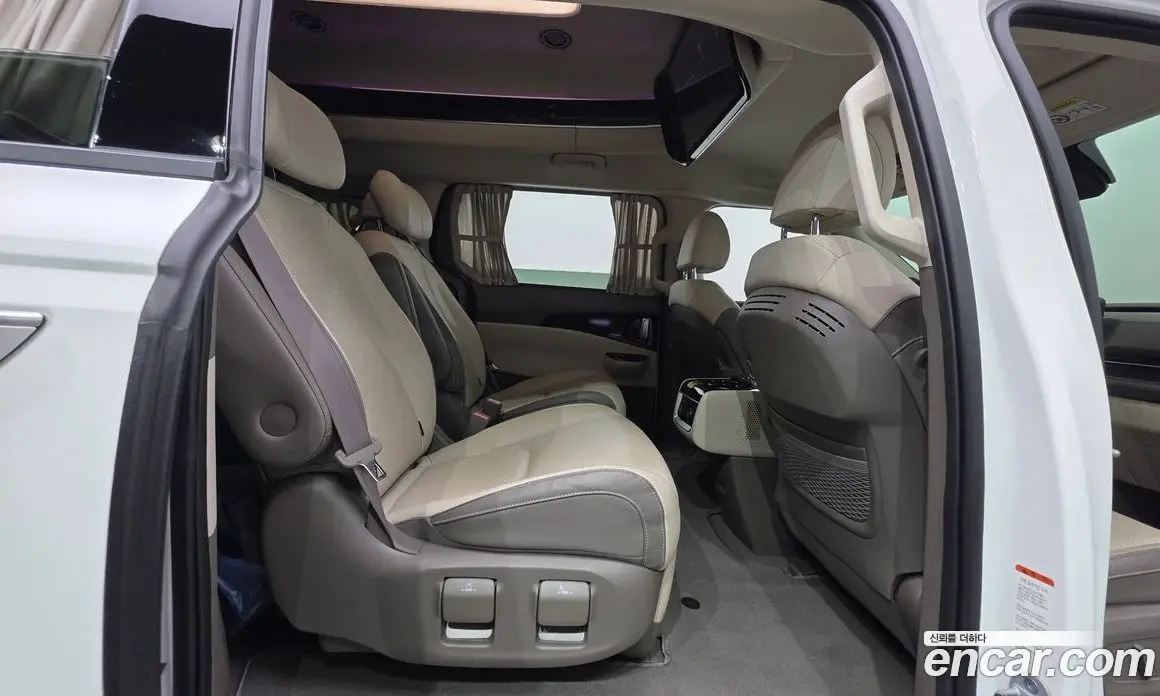 Kia Carnival 2022 3.5 автомат (гидро), фото 34 Kia Carnival 2022 3.5 автомат (гидро), фото 34