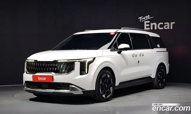 Kia Carnival 2024 2.2 автомат (гидро), миниатюра 1 Kia Carnival 2024 2.2 автомат (гидро), миниатюра 1