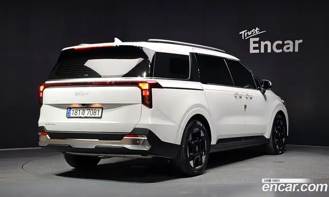 Kia Carnival 2024 2.2 автомат (гидро), миниатюра 2 Kia Carnival 2024 2.2 автомат (гидро), миниатюра 2
