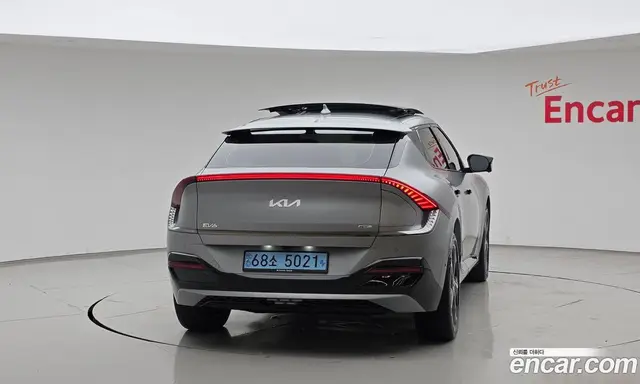 Kia EV6 2021 0.1 автомат (гидро), миниатюра 4