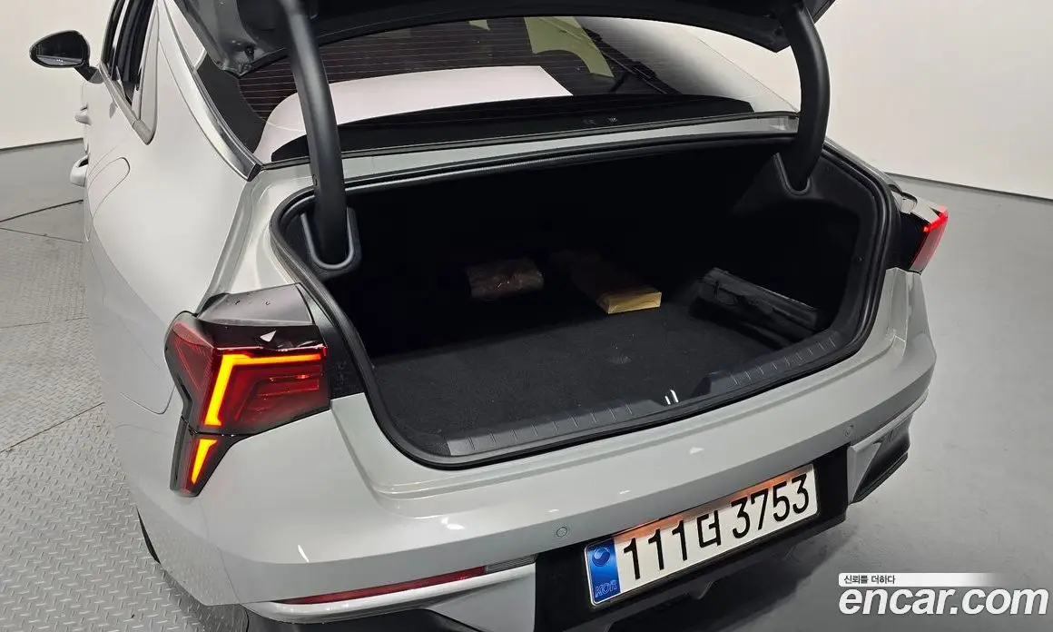 Kia K5 (Optima) 2025 1.6 автомат (гидро), фото 23