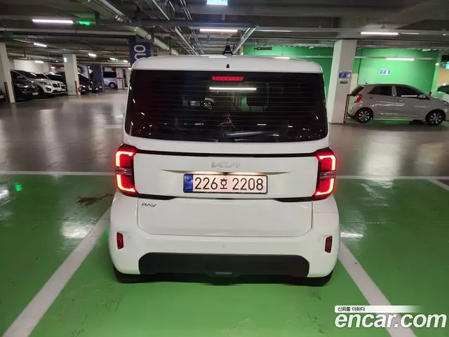 Kia Ray 2025 1.0 автомат (гидро), миниатюра 4 Kia Ray 2025 1.0 автомат (гидро), миниатюра 4