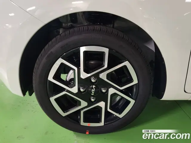 Kia Ray 2025 1.0 автомат (гидро), миниатюра 5 Kia Ray 2025 1.0 автомат (гидро), миниатюра 5