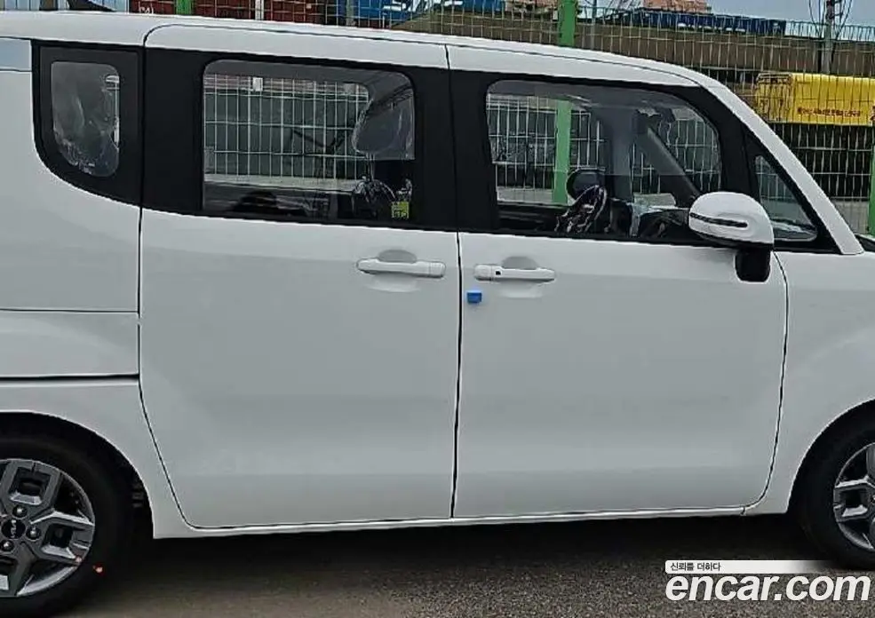 Kia Ray 2025 1.0 автомат (гидро), фото 11