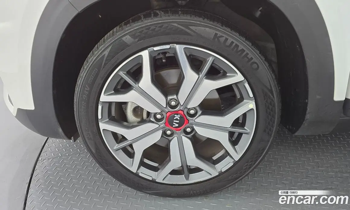 Kia Seltos 2019 1.6 автомат (гидро), фото 5 Kia Seltos 2019 1.6 автомат (гидро), фото 5