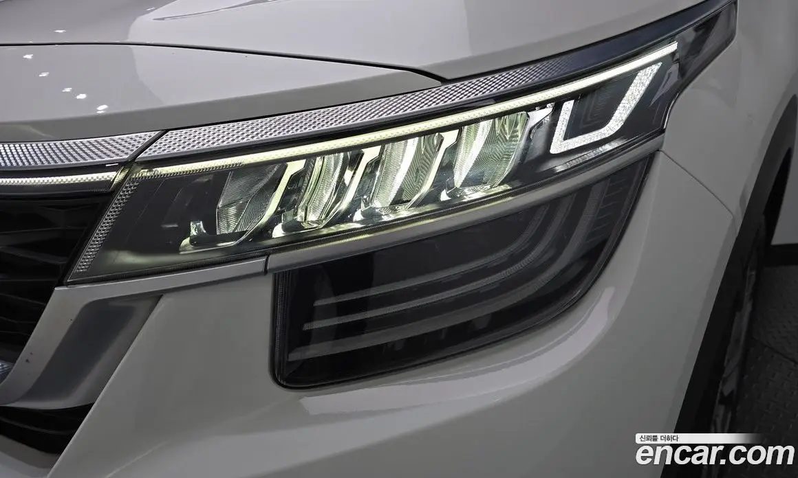 Kia Seltos 2019 1.6 автомат (гидро), фото 8 Kia Seltos 2019 1.6 автомат (гидро), фото 8