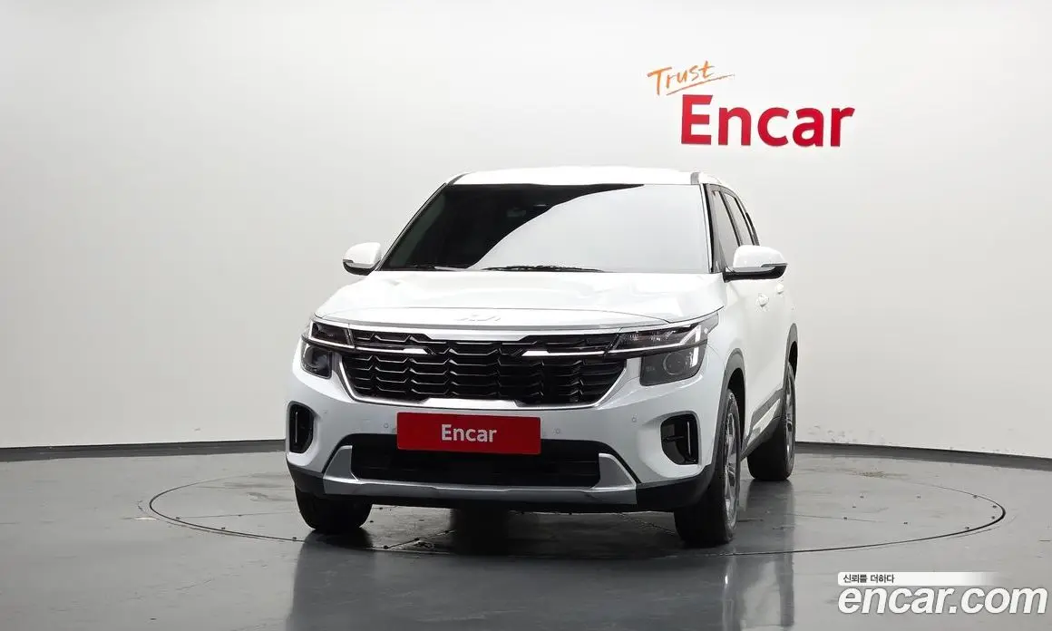 Kia Seltos 2025 1.6 автомат (гидро), фото 3 Kia Seltos 2025 1.6 автомат (гидро), фото 3