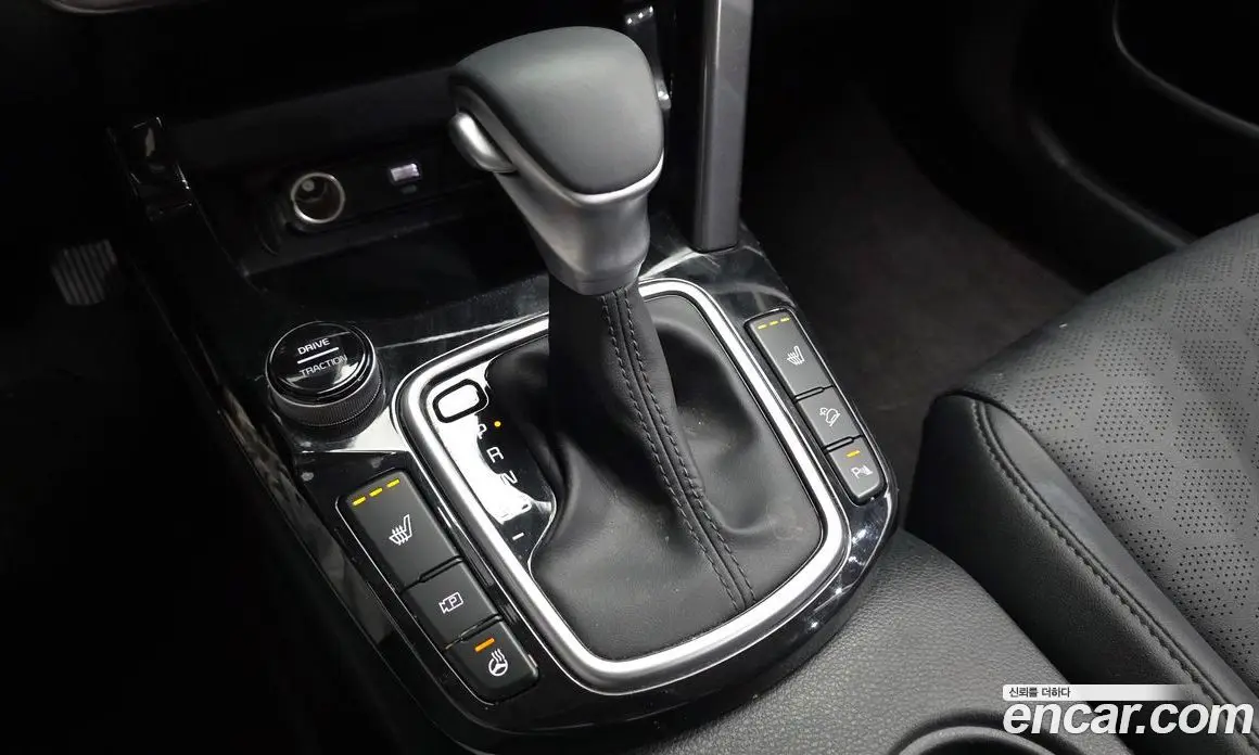 Kia Seltos 2025 1.6 автомат (гидро), фото 9 Kia Seltos 2025 1.6 автомат (гидро), фото 9